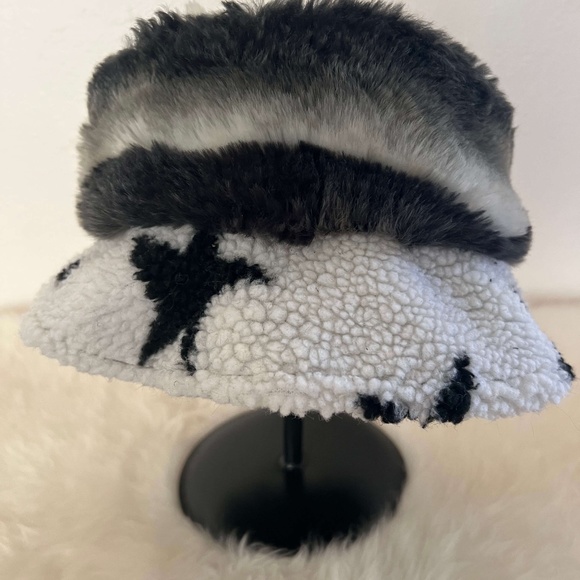 UPCYCLED & RARE Bucket Hat - NWT - Black/White/Grey - Picture 3 of 6
